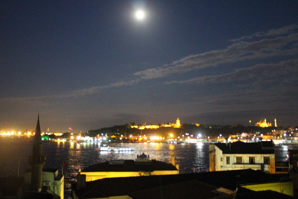 Ada Karakoy Hotel - Special Class — Attractions in the area in Istanbul, Istanbul