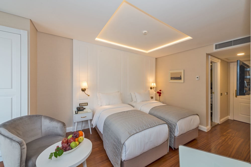 Ada Karakoy Hotel - Special Class — Hotel rooms in Istanbul, Istanbul