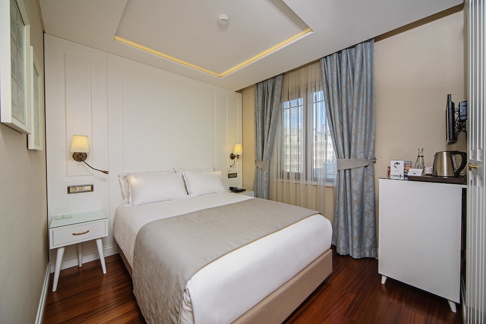 Ada Karakoy Hotel - Special Class — Hotel rooms in Istanbul, Istanbul