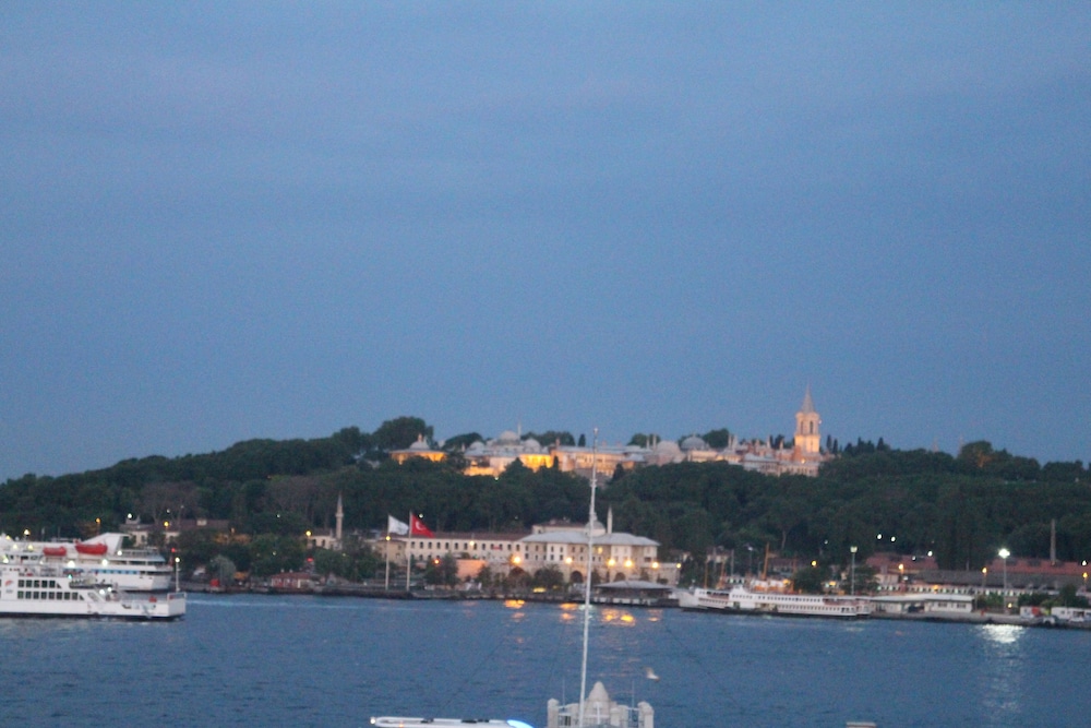 Ada Karakoy Hotel - Special Class — Attractions in the area in Istanbul, Istanbul