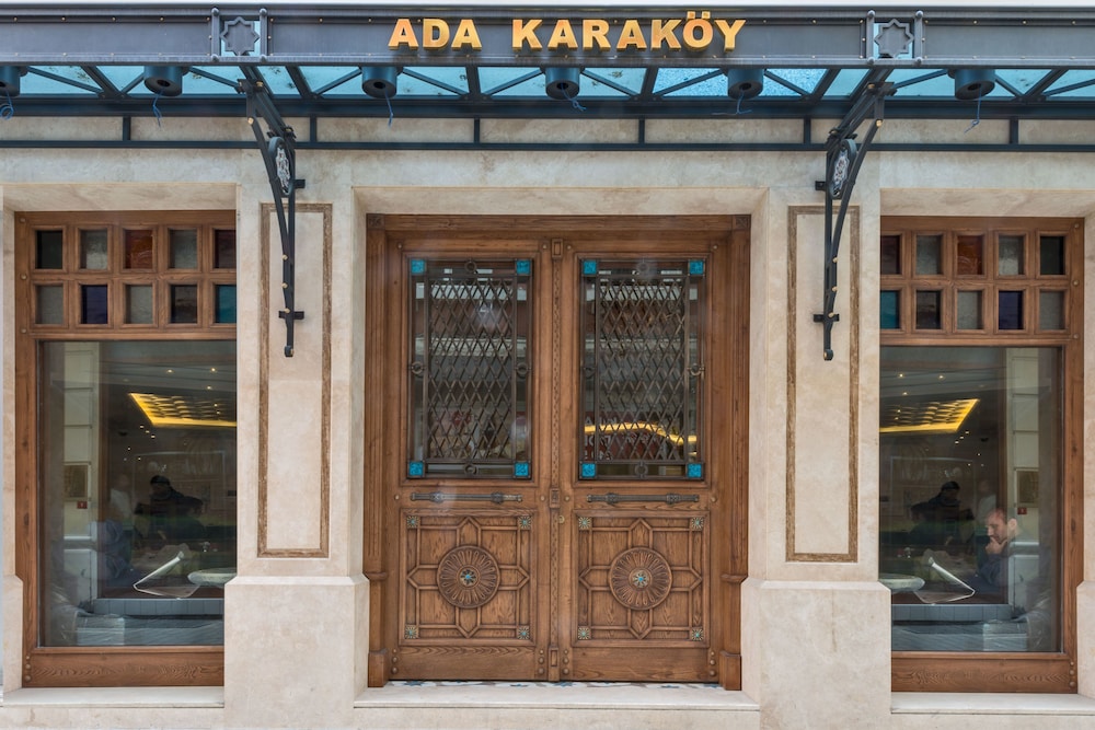 Ada Karakoy Hotel - Special Class — Hotel building in Istanbul, Istanbul