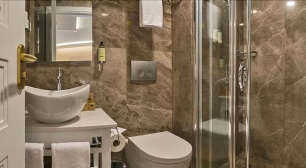 Ada Karakoy Hotel - Special Class — Hotel rooms in Istanbul, Istanbul