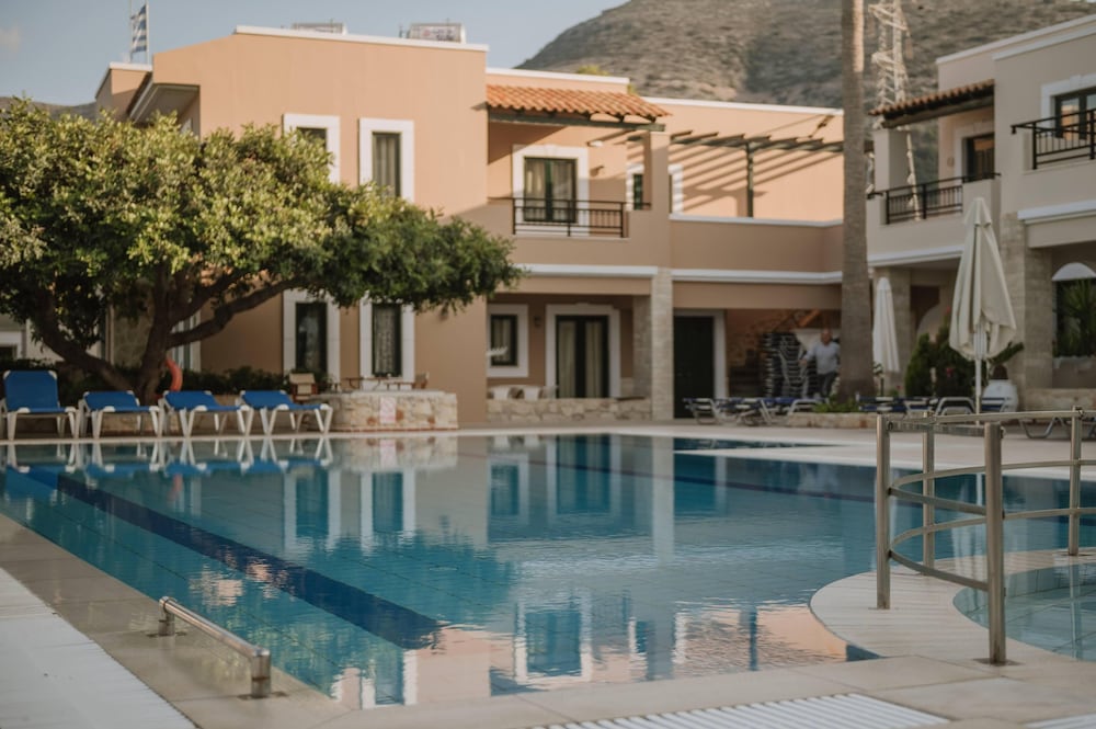 Dionysos Apartments and Studios — Swimming pool in Stalida
