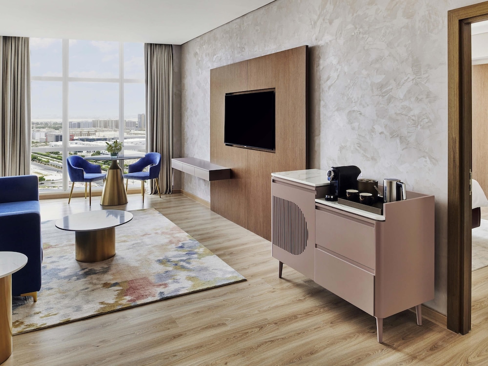 Mövenpick Hotel Jumeirah Village Triangle — Hotel rooms in Dubai