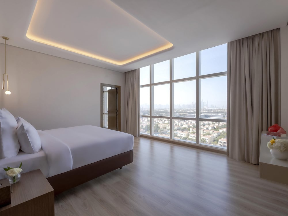 Mövenpick Hotel Jumeirah Village Triangle — Hotel rooms in Dubai