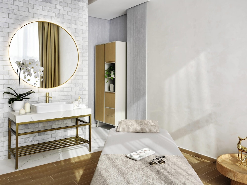Mövenpick Hotel Jumeirah Village Triangle — Hotel rooms in Dubai