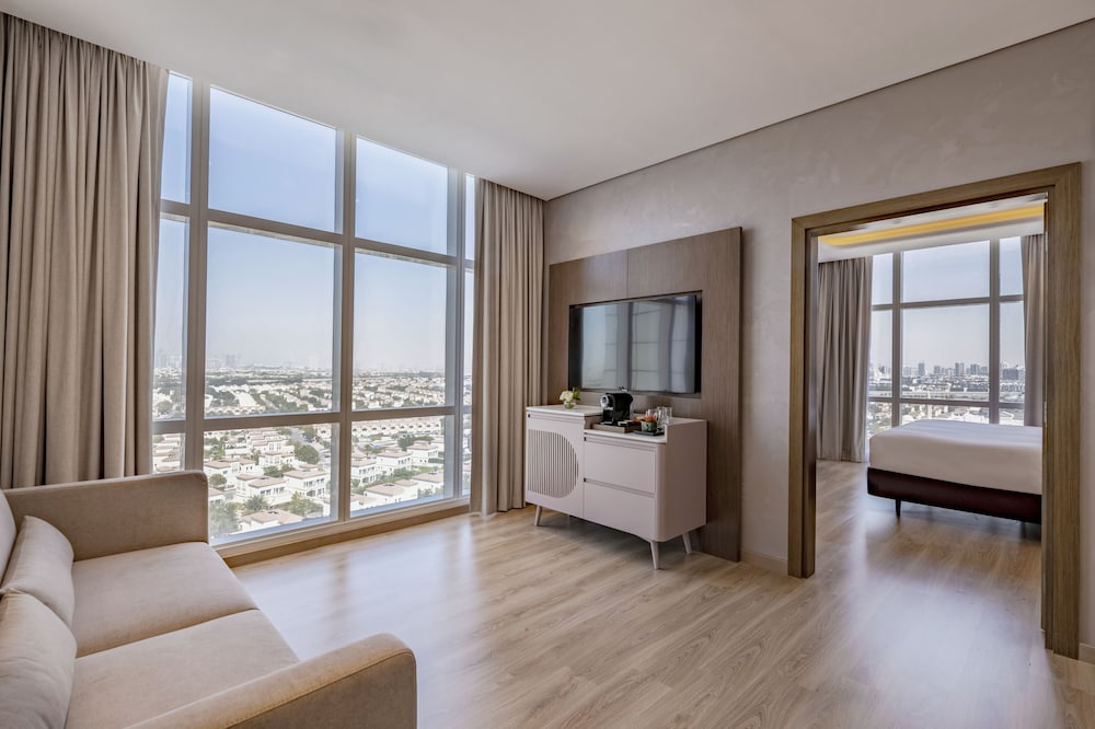 Mövenpick Hotel Jumeirah Village Triangle — Hotel rooms in Dubai