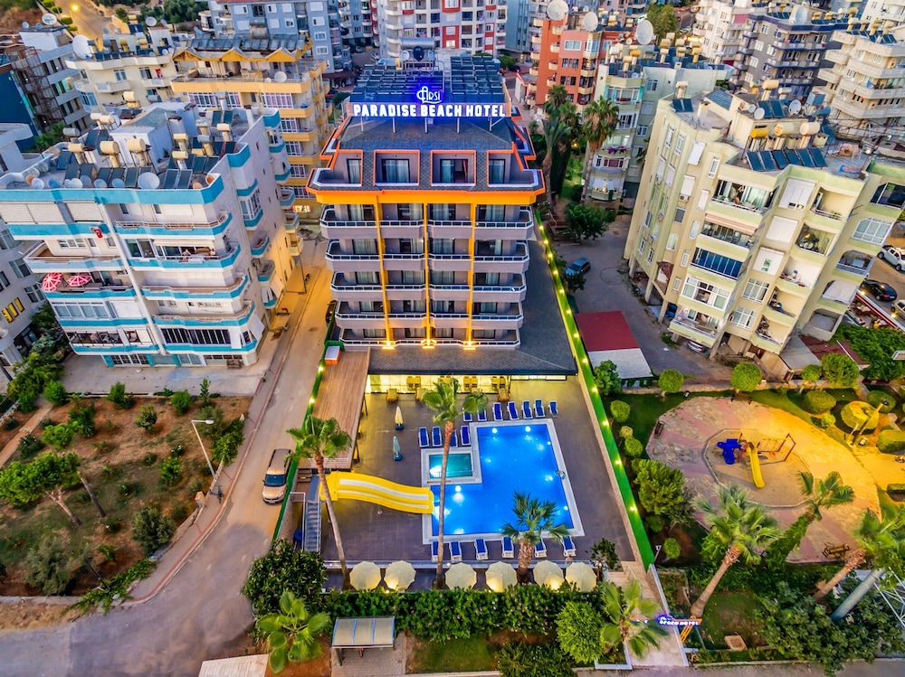 Arsi Paradise Beach Hotel — Swimming pool in Alanya