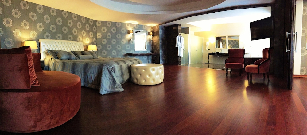 Prime Beach Hotel - All inclusive — Hotel rooms in Marmaris, Mugla