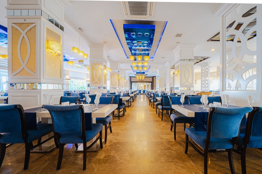 Prime Beach Hotel - All inclusive — Restaurant & bars in Marmaris, Mugla