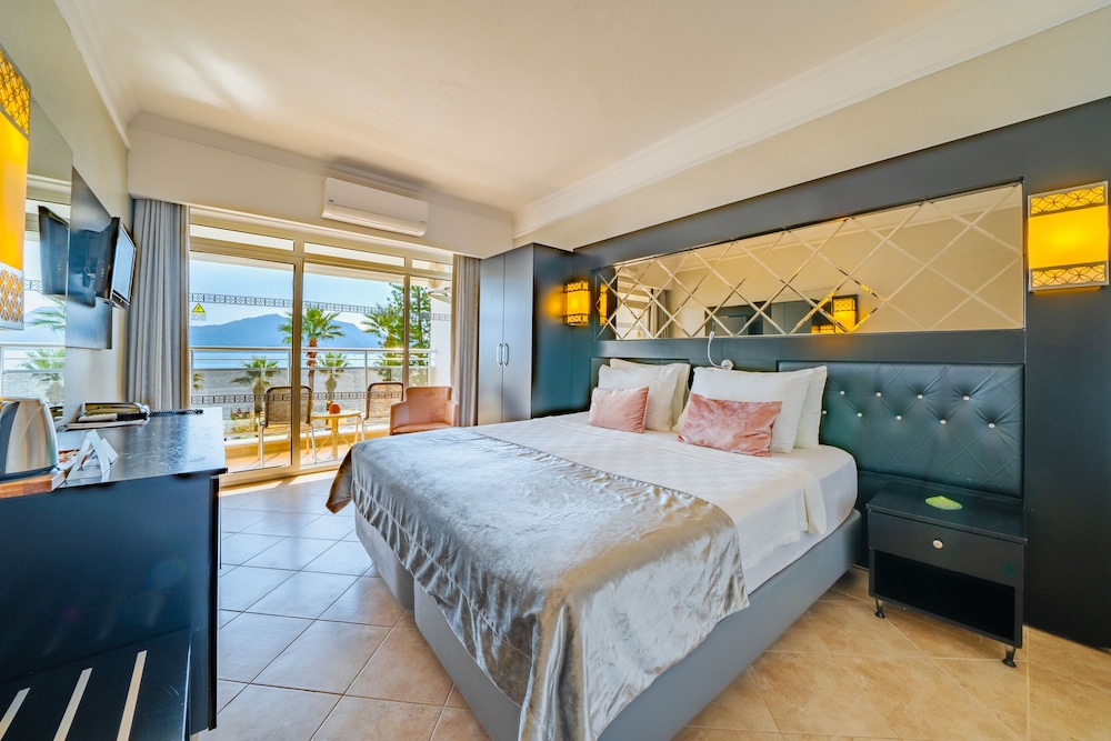 Prime Beach Hotel - All inclusive — Hotel rooms in Marmaris, Mugla