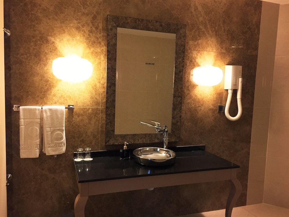 Prime Beach Hotel - All inclusive — Hotel rooms in Marmaris, Mugla