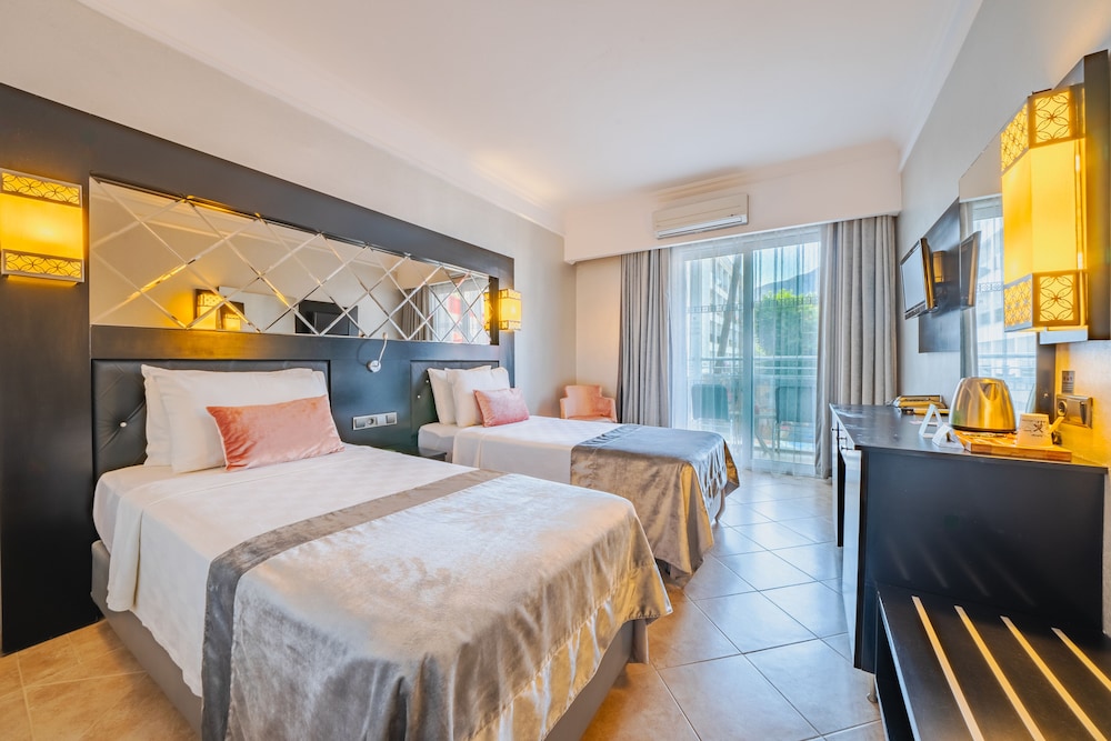 Prime Beach Hotel - All inclusive — Hotel rooms in Marmaris, Mugla