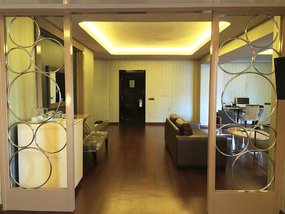Prime Beach Hotel - All inclusive — Hotel rooms in Marmaris, Mugla