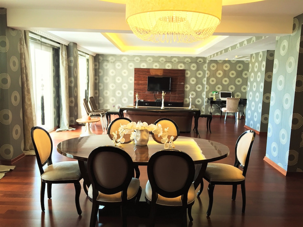 Prime Beach Hotel - All inclusive — Hotel rooms in Marmaris, Mugla