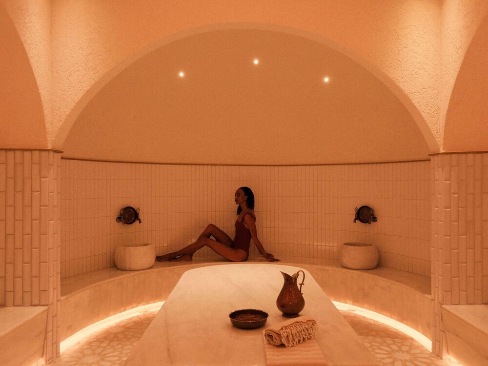 Mövenpick Hotel Istanbul Marmara Sea — Spa in Istanbul, Istanbul