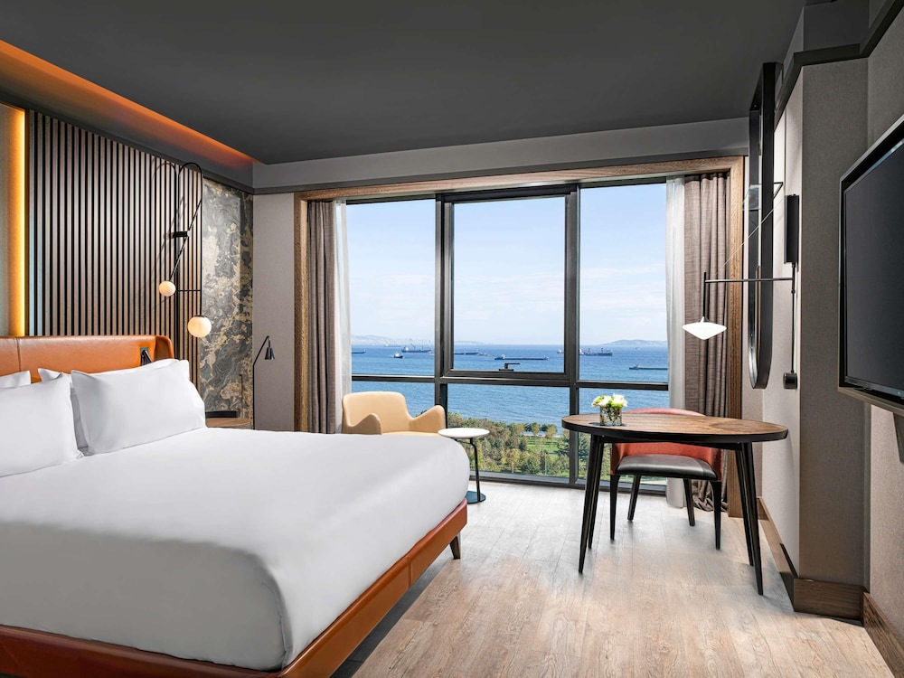 Mövenpick Hotel Istanbul Marmara Sea — Hotel rooms in Istanbul, Istanbul