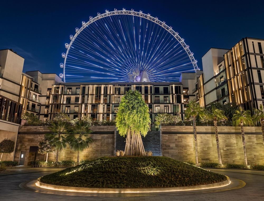 Banyan Tree Dubai at Bluewaters — Attractions in the area in Dubai