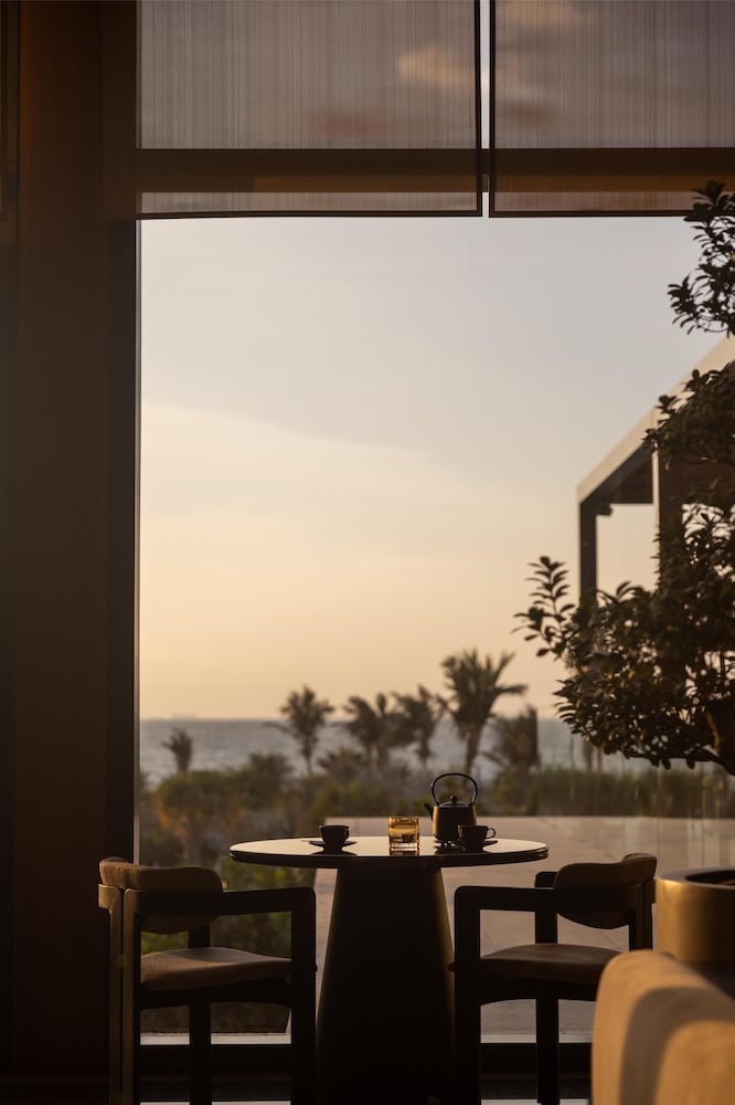 Banyan Tree Dubai at Bluewaters — Restaurant & bars in Dubai