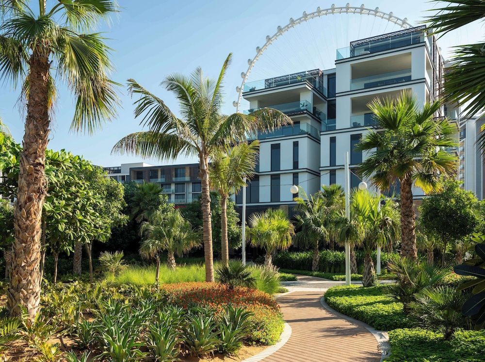 Banyan Tree Dubai at Bluewaters — Hotel building in Dubai