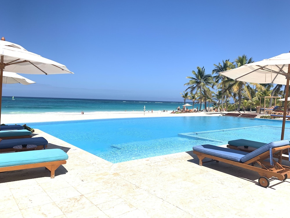 Cana Brava Residences Rental Apartment — Main photo in Bavaro, La Altagracia