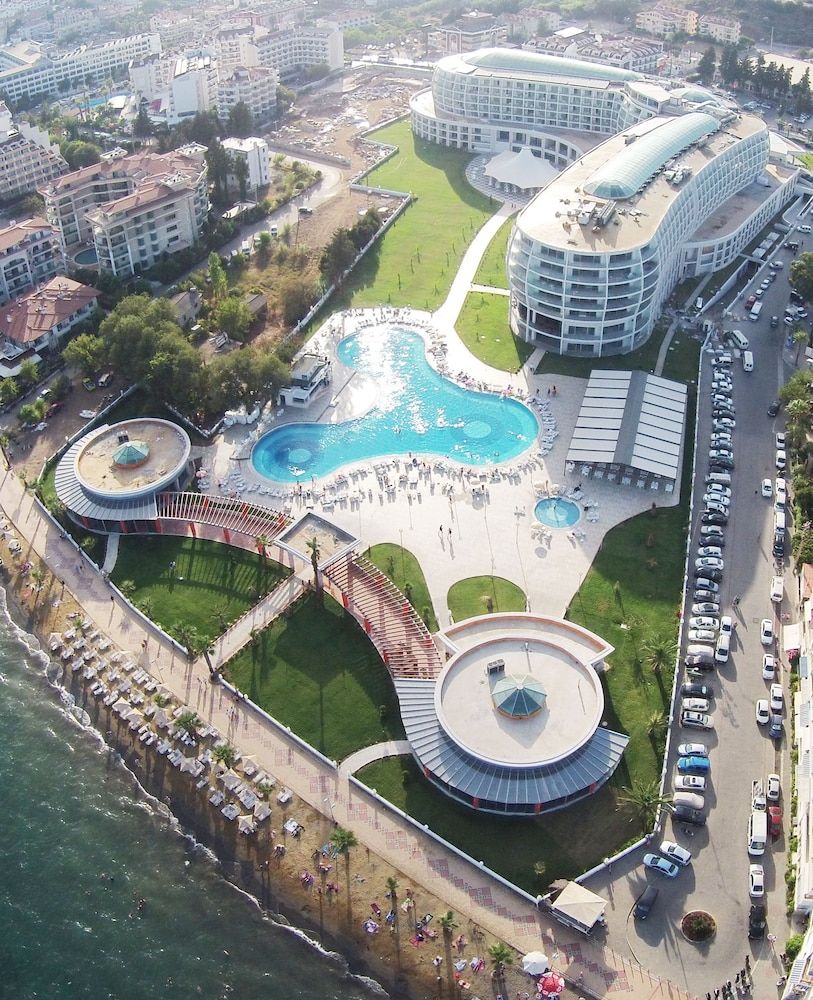 Green Nature Diamond Hotel image
