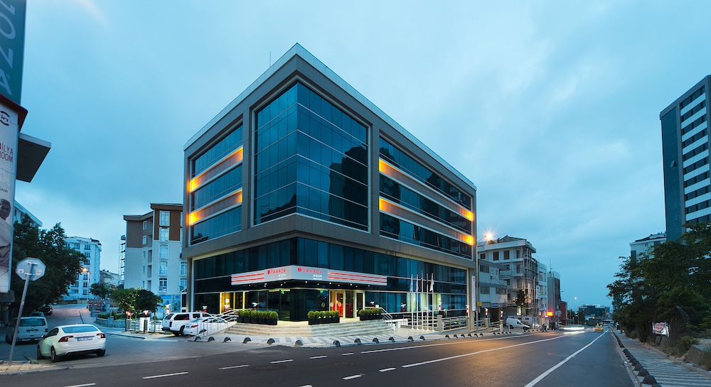 Ramada Encore by Wyndham Istanbul Kartal - zdjęcie 2