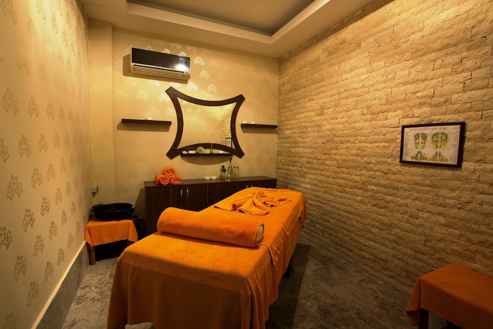 Ramada Resort by Wyndham Side — Spa in Side