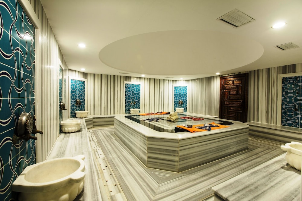 Ramada Resort by Wyndham Side — Spa in Side
