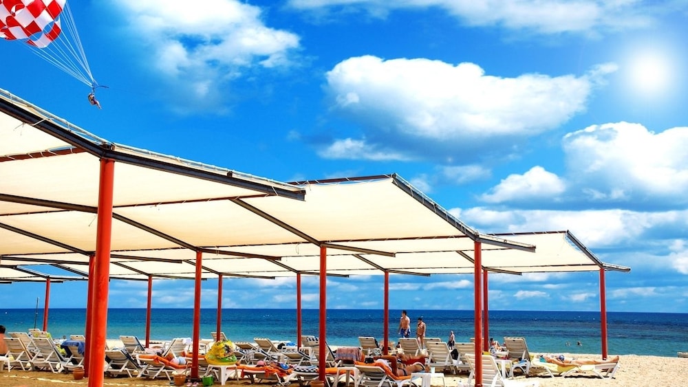 Ramada Resort by Wyndham Side — Beach in Side