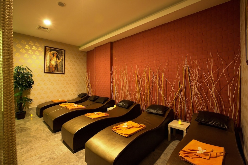 Ramada Resort by Wyndham Side — Spa in Side