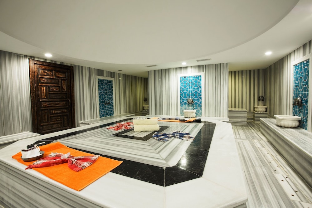 Ramada Resort by Wyndham Side — Spa in Side
