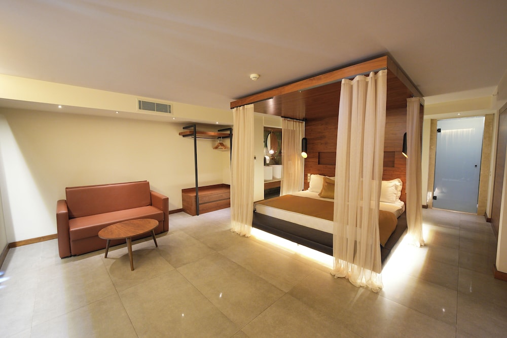 Orka Lotus Beach — Rooms in İçmeler, Mugla
