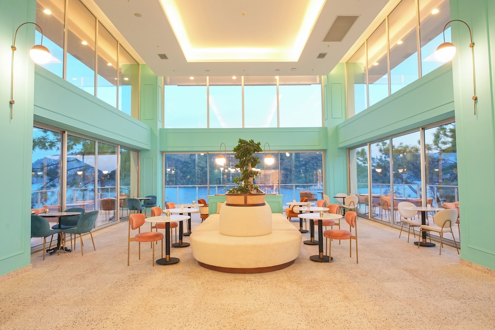 Orka Lotus Beach — Restaurant in İçmeler, Mugla