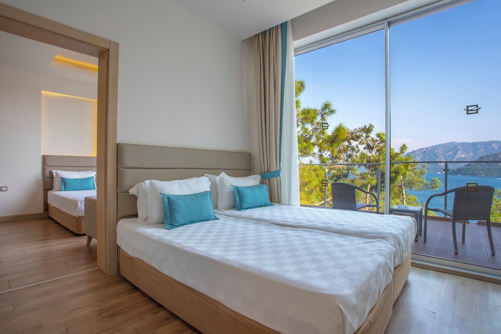 Orka Lotus Beach — Rooms in İçmeler, Mugla