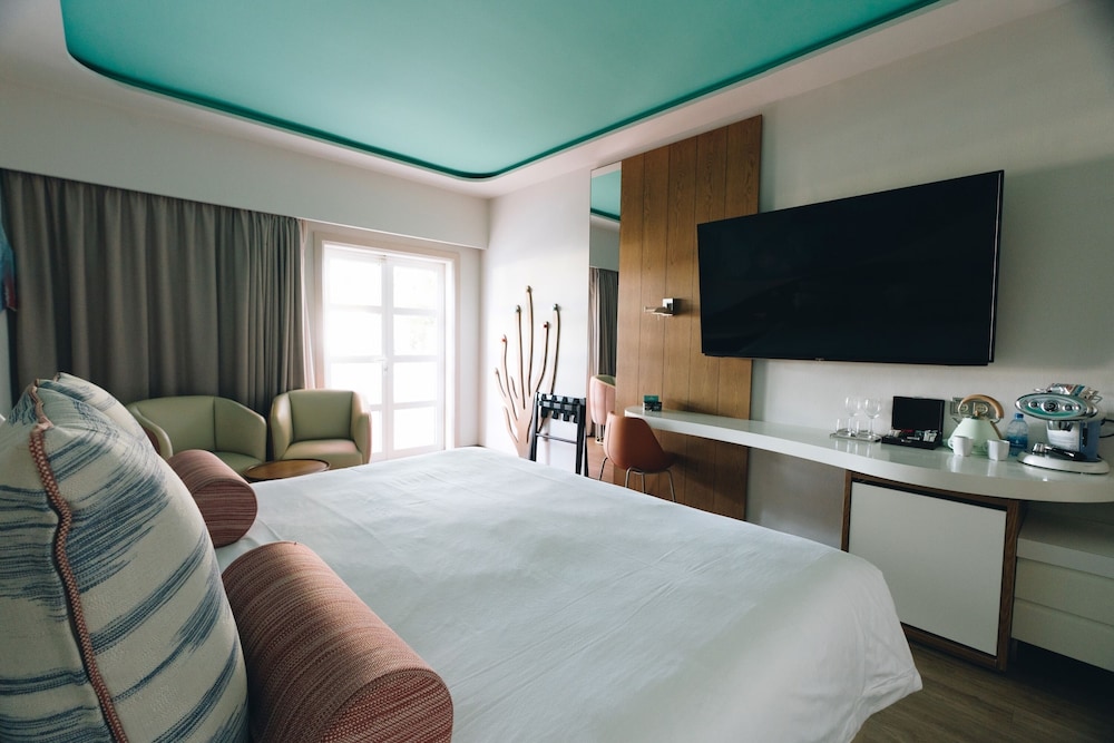 Hotel LIVVO Puerto de Mogán — Hotel rooms in Puerto de Mogan, Canary Islands