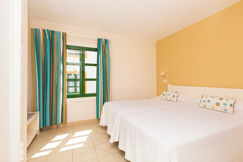 Apartamentos LIVVO Puerto de Mogán — Hotel rooms in Puerto de Mogan, Canary Islands