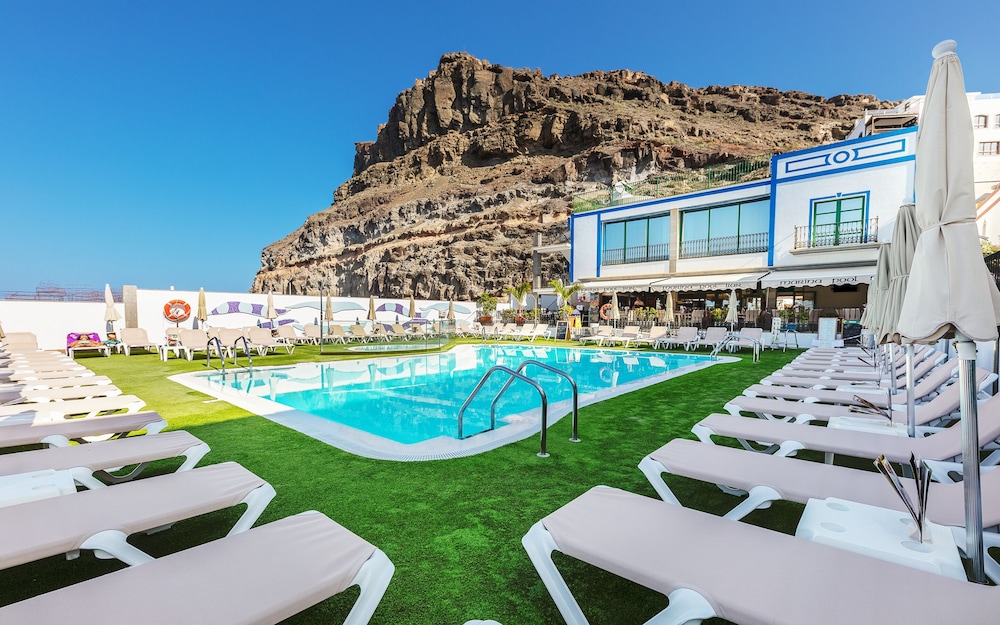 Apartamentos LIVVO Puerto de Mogán — Main photo in Puerto de Mogan, Canary Islands