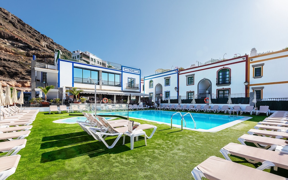 Apartamentos LIVVO Puerto de Mogán — Swimming pool in Puerto de Mogan, Canary Islands