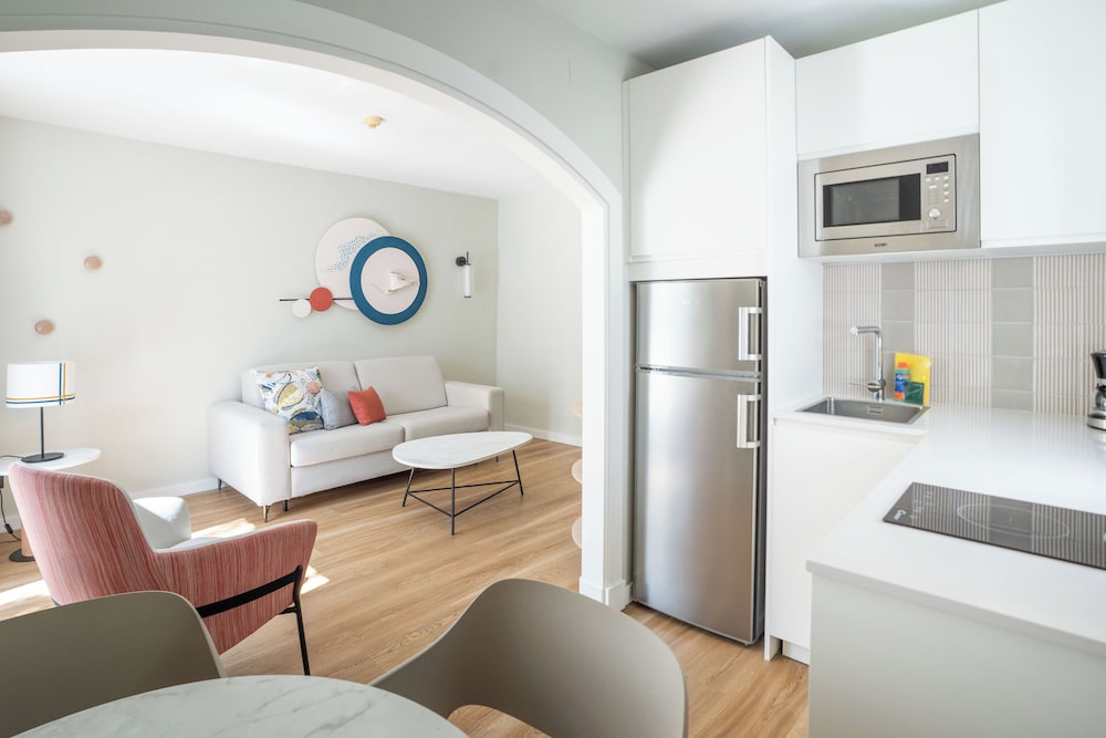 Apartamentos LIVVO Puerto de Mogán — Hotel rooms in Puerto de Mogan, Canary Islands