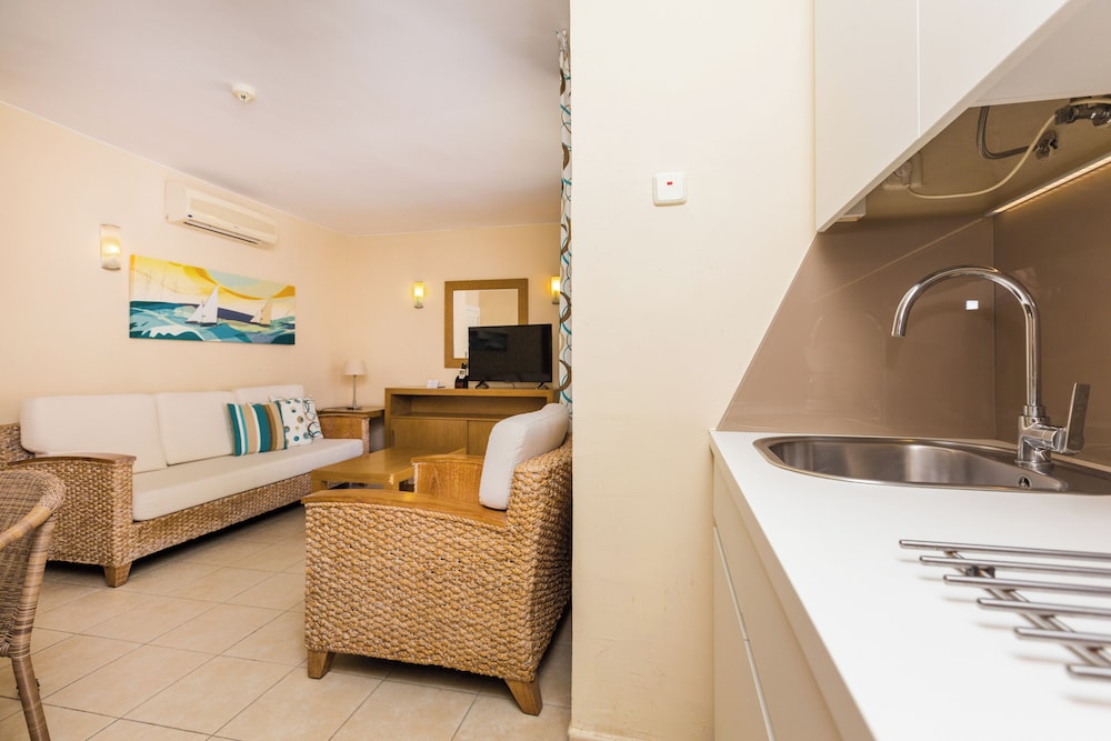 Apartamentos LIVVO Puerto de Mogán — Hotel rooms in Puerto de Mogan, Canary Islands