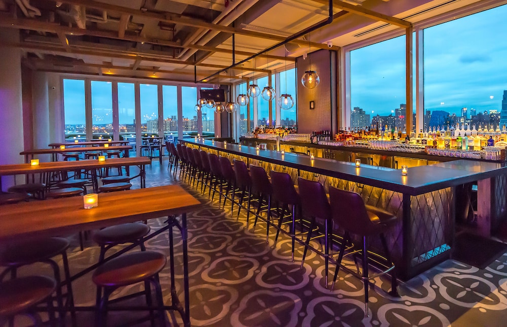 Hotel Indigo Lower East Side New York by IHG — Restaurant & bars in New York City, New York State