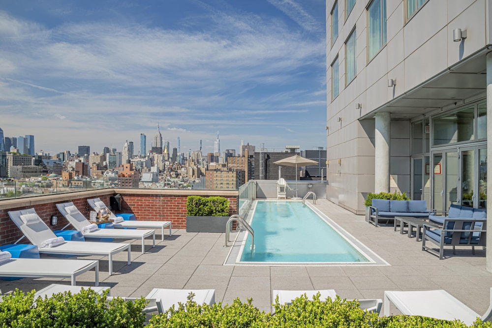 Hotel Indigo Lower East Side New York by IHG — Swimming pool in New York City, New York State