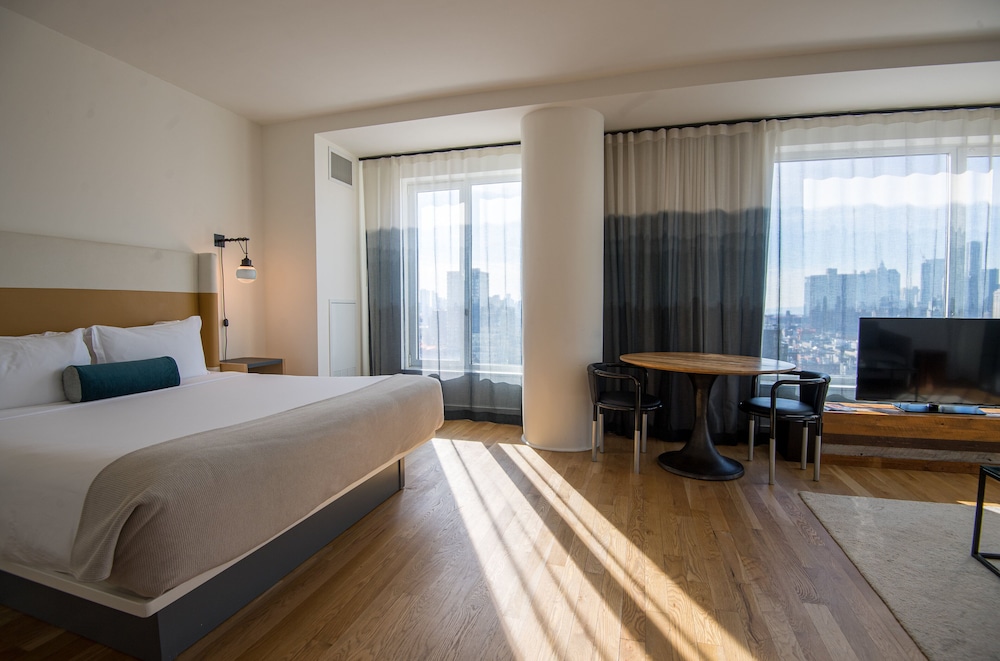 Hotel Indigo Lower East Side New York by IHG — Hotel rooms in New York City, New York State