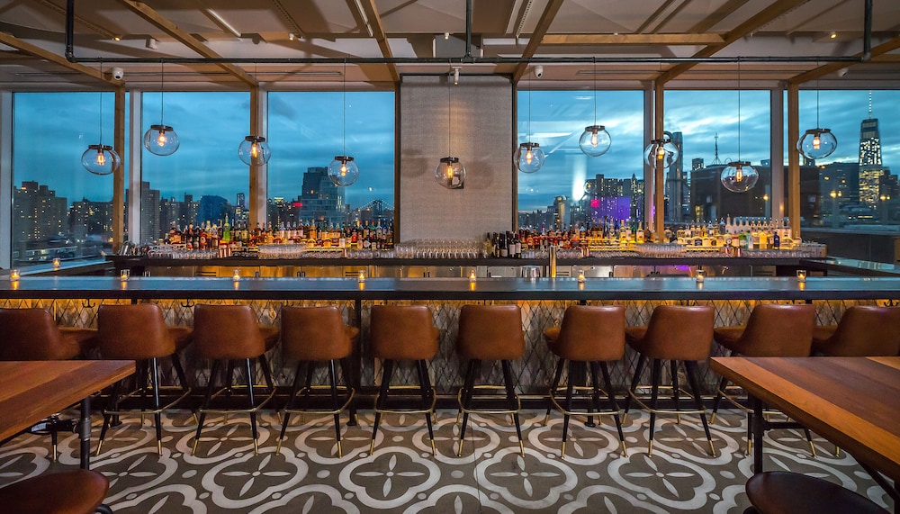 Hotel Indigo Lower East Side New York by IHG — Restaurant & bars in New York City, New York State