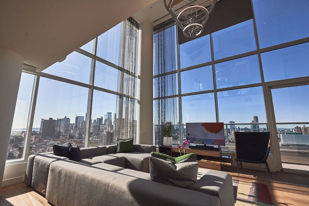 Hotel Indigo Lower East Side New York by IHG — Hotel rooms in New York City, New York State