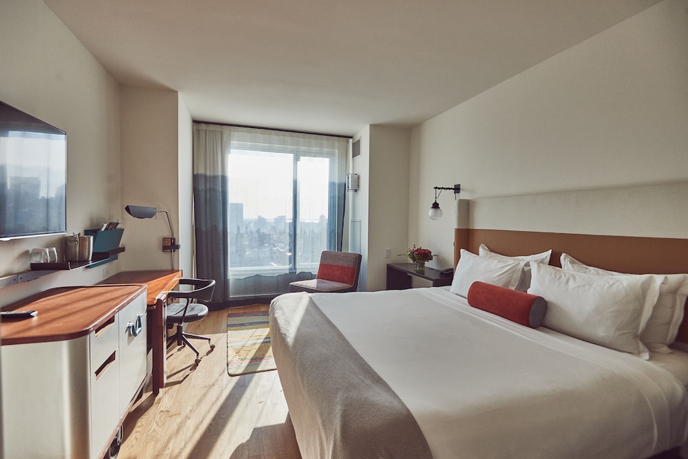 Hotel Indigo Lower East Side New York by IHG — Hotel rooms in New York City, New York State