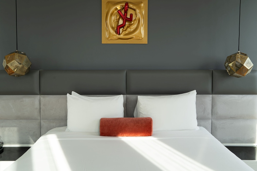Hotel Indigo Lower East Side New York by IHG — Hotel rooms in New York City, New York State