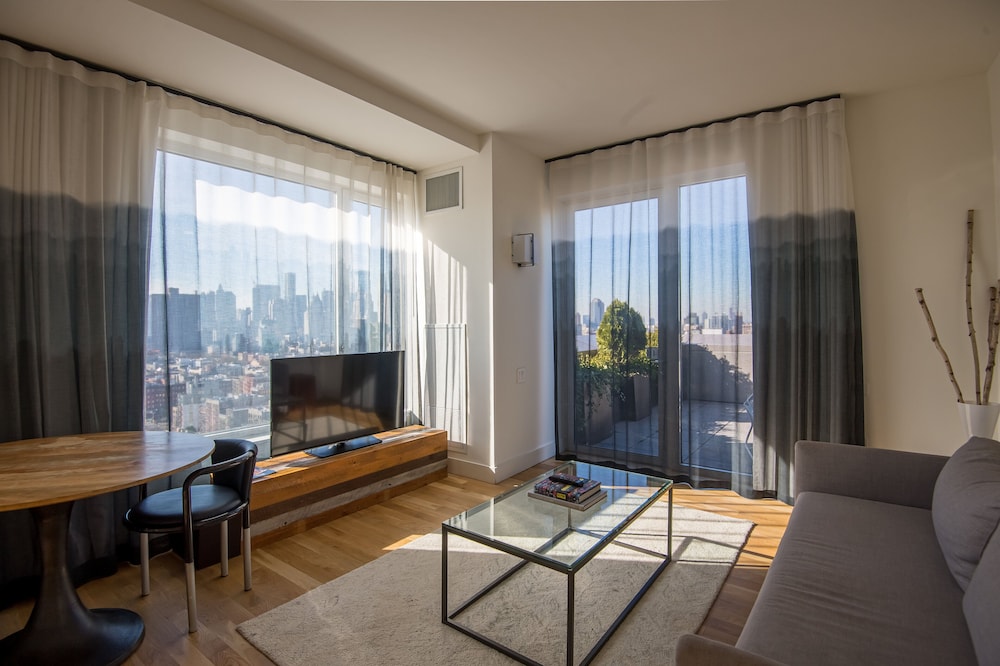 Hotel Indigo Lower East Side New York by IHG — Hotel rooms in New York City, New York State