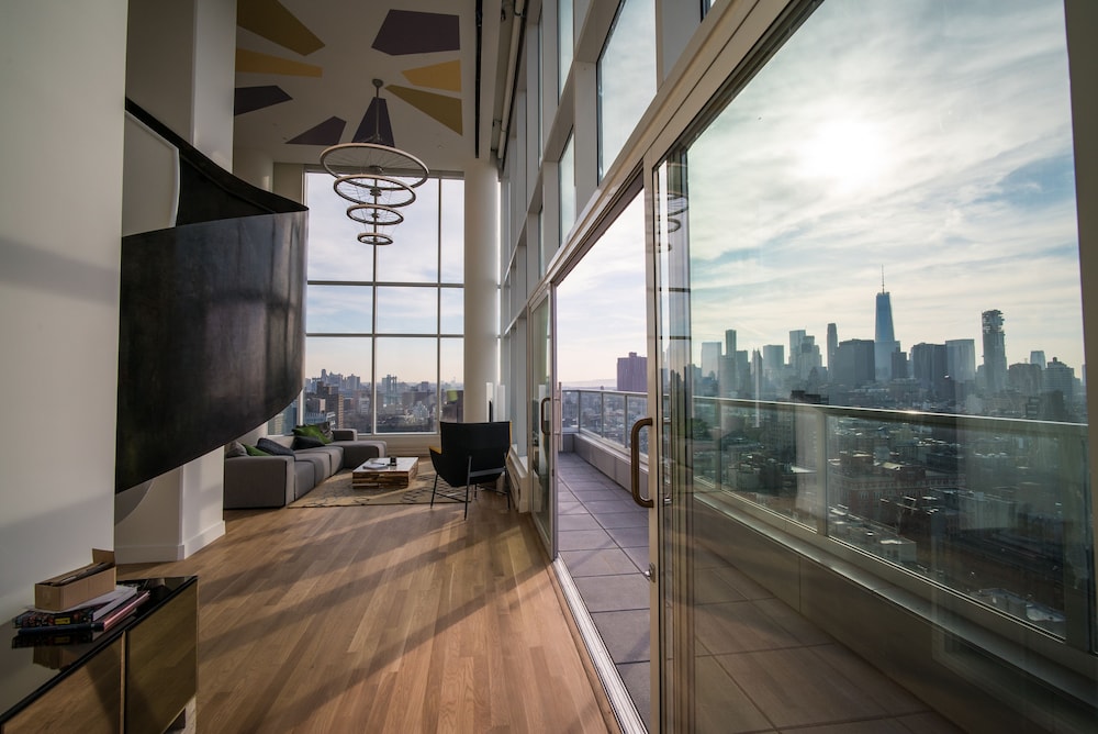 Hotel Indigo Lower East Side New York by IHG — Hotel rooms in New York City, New York State